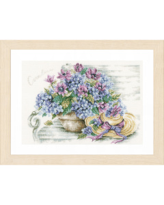 Lanarte PN-0167812 Borduurpakket telpatroon Hortensias op een bank  ca. 44 x 34 cm - STUK