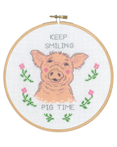 Permin 13-4156 Keep smiling pig time 18cm rond - STUK